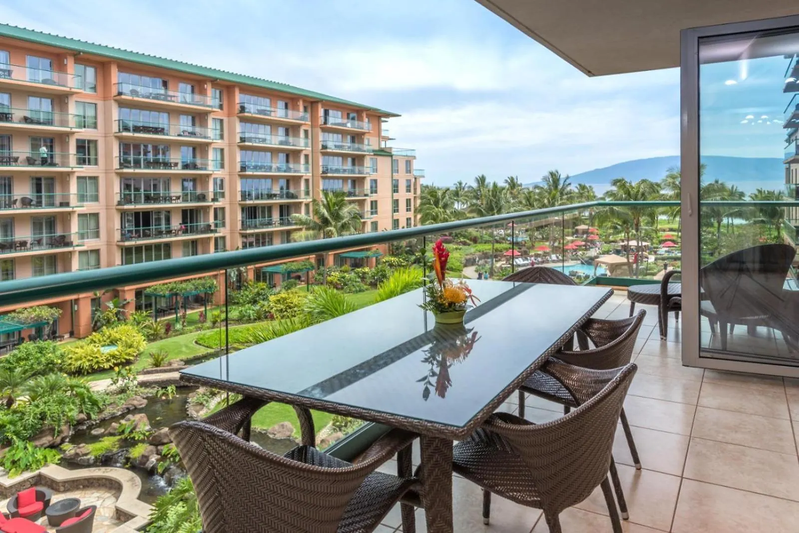 Kbm Resorts Free Car Honua Kai Konea Hkk-439 Ocean View Walk To Beach Kaanapali 0*,  United States